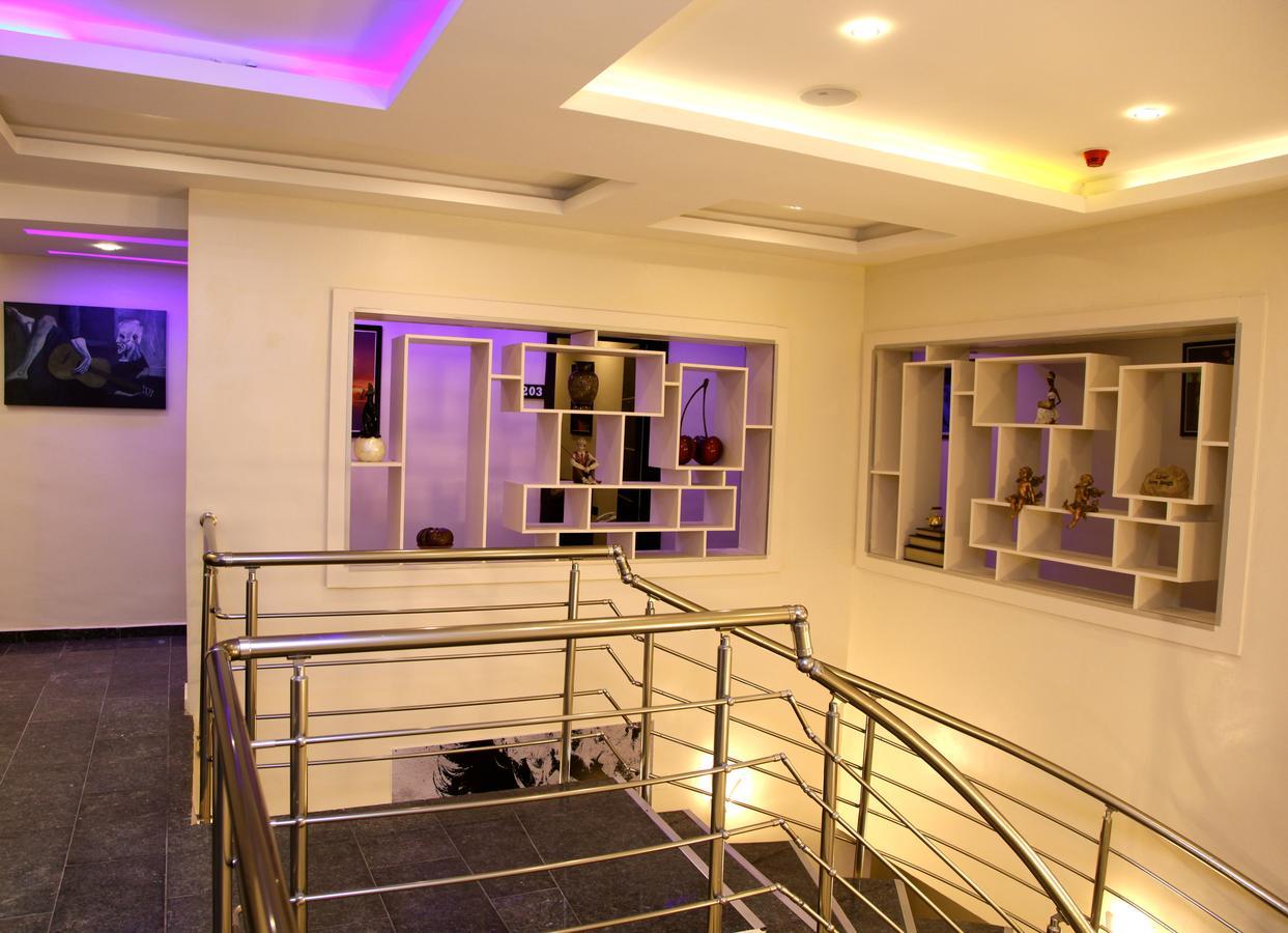 เดอะ นุก โฮเต็ล Hotel ลากอส ภายนอก รูปภาพ