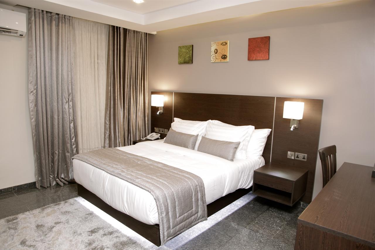 เดอะ นุก โฮเต็ล Hotel ลากอส ภายนอก รูปภาพ