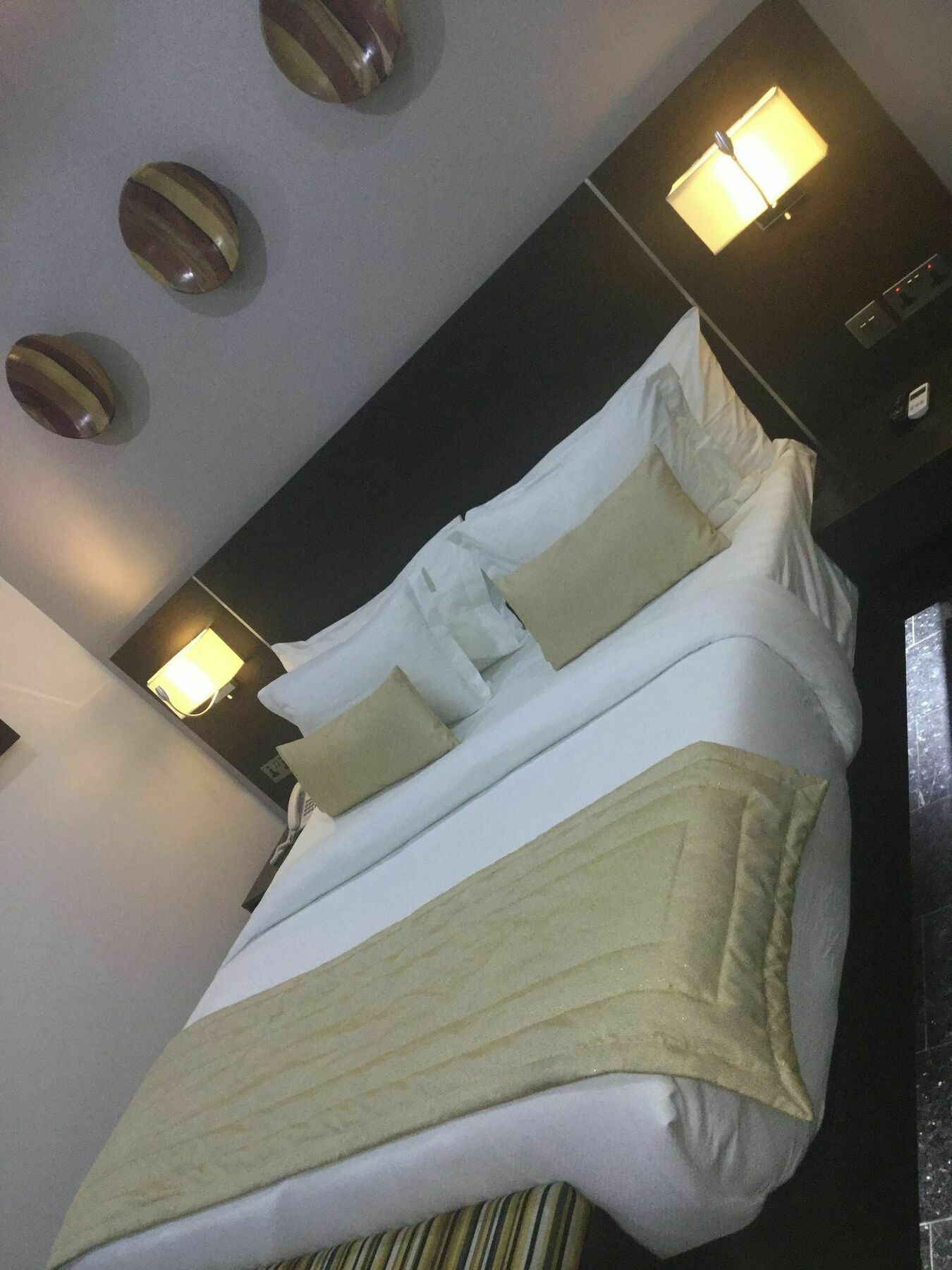 เดอะ นุก โฮเต็ล Hotel ลากอส ภายนอก รูปภาพ